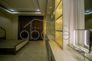 5-bedroom King Villa for rent Chbar Ampov