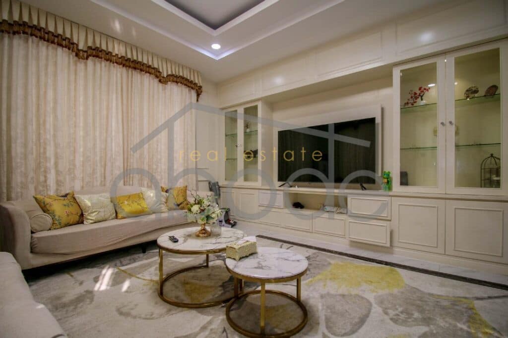 5-bedroom King Villa for rent Chbar Ampov