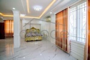5 bedroom luxury villa for rent AEON 2