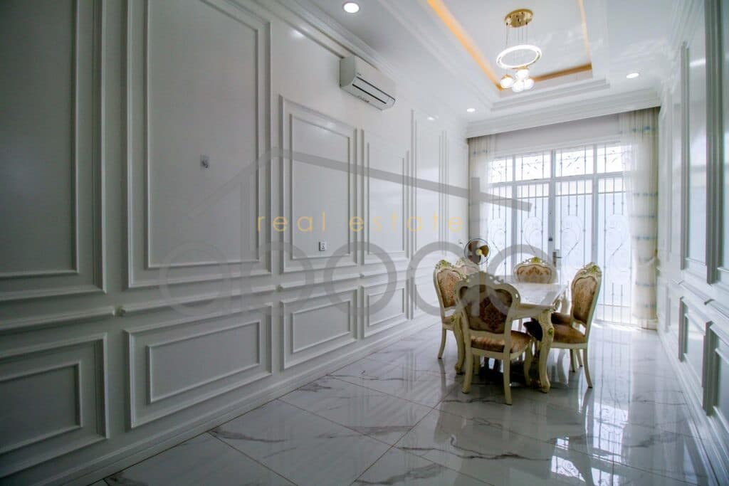 5 bedroom luxury villa for sale AEON 2