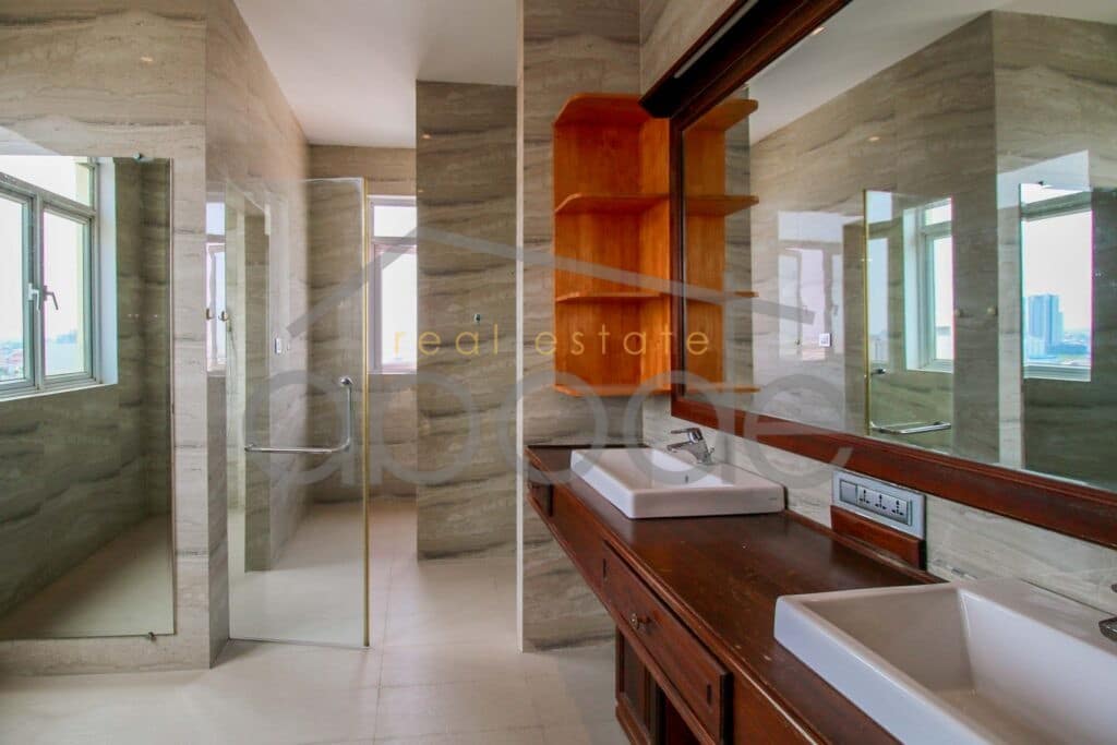 Apartment building for rent Phsar Derm Thkov Russian Market