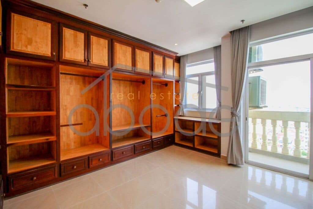 Apartment building for rent Phsar Derm Thkov Russian Market