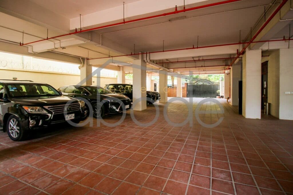 Apartment building for rent Phsar Derm Thkov Russian Market