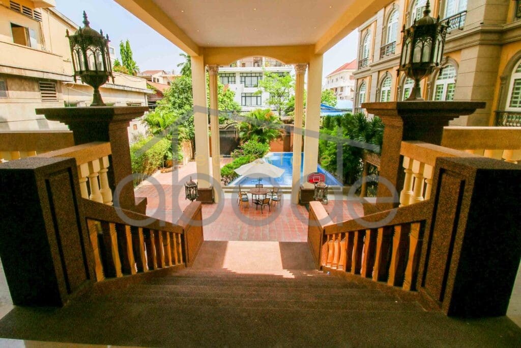 Apartment building for rent Phsar Derm Thkov Russian Market
