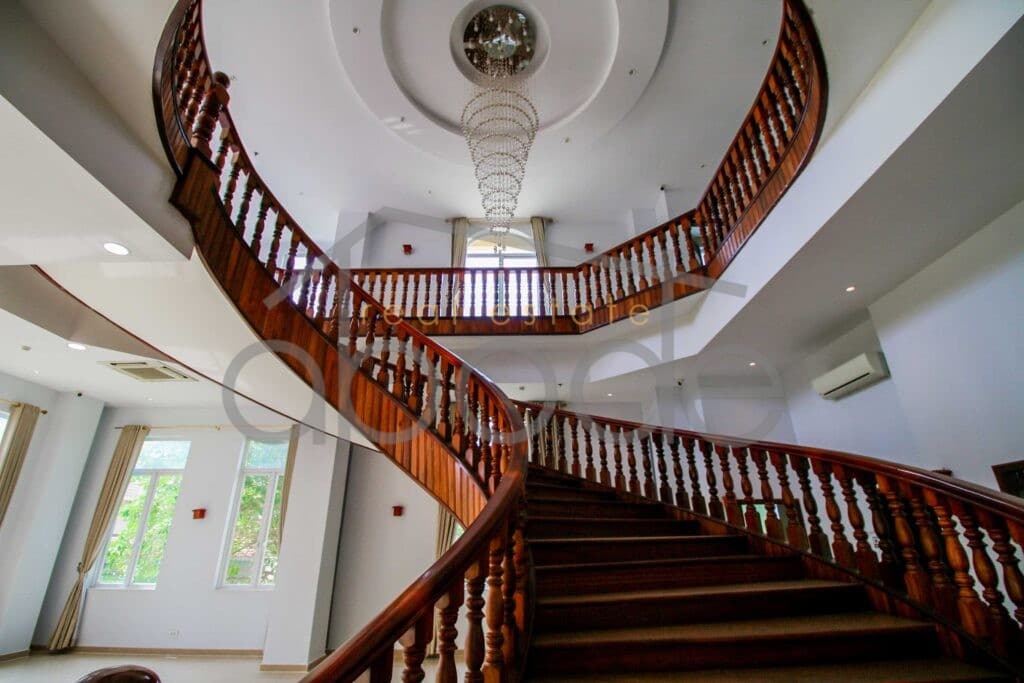 Apartment building for rent Phsar Derm Thkov Russian Market