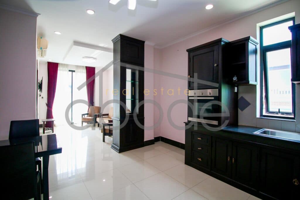 Apartment building for rent near Russian Market