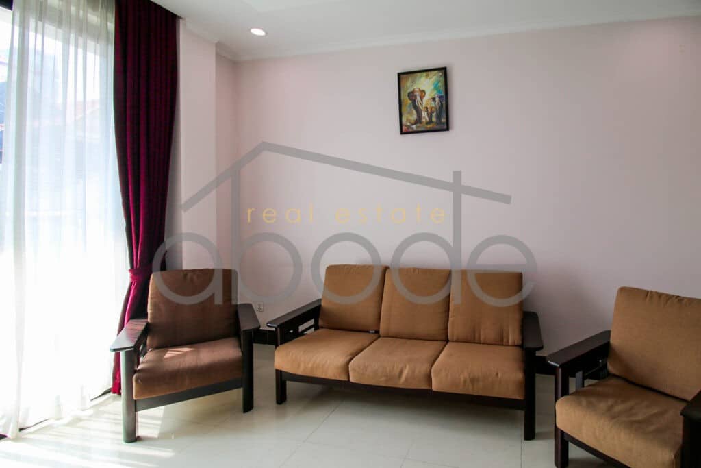 Apartment building for rent near Russian Market