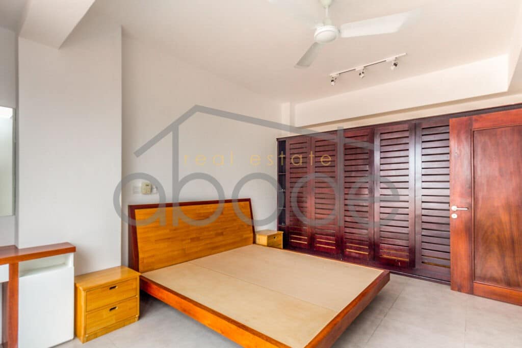 Large 1 bedroom apartment Aeon Mall for rent Tonle Bassac
