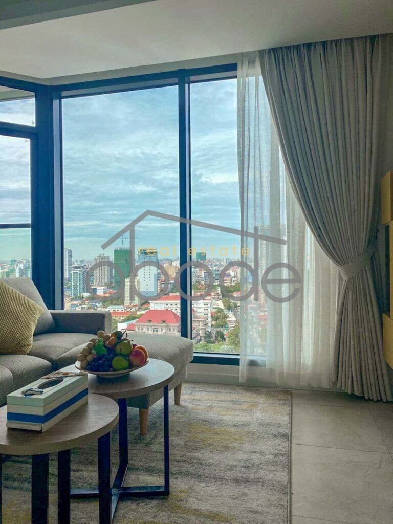 Large 3 bedroom apartment for sale tonle bassac