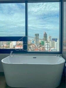 Large 3 bedroom apartment for sale tonle bassac