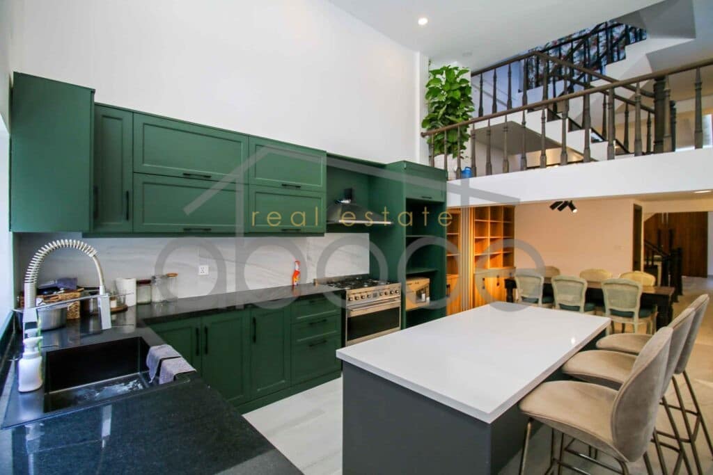 Luxury 4 bedroom town house Phnom Penh