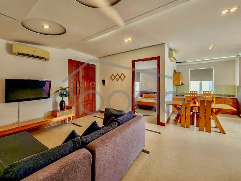 large 2 bedroom apartment for rent Russian Market
