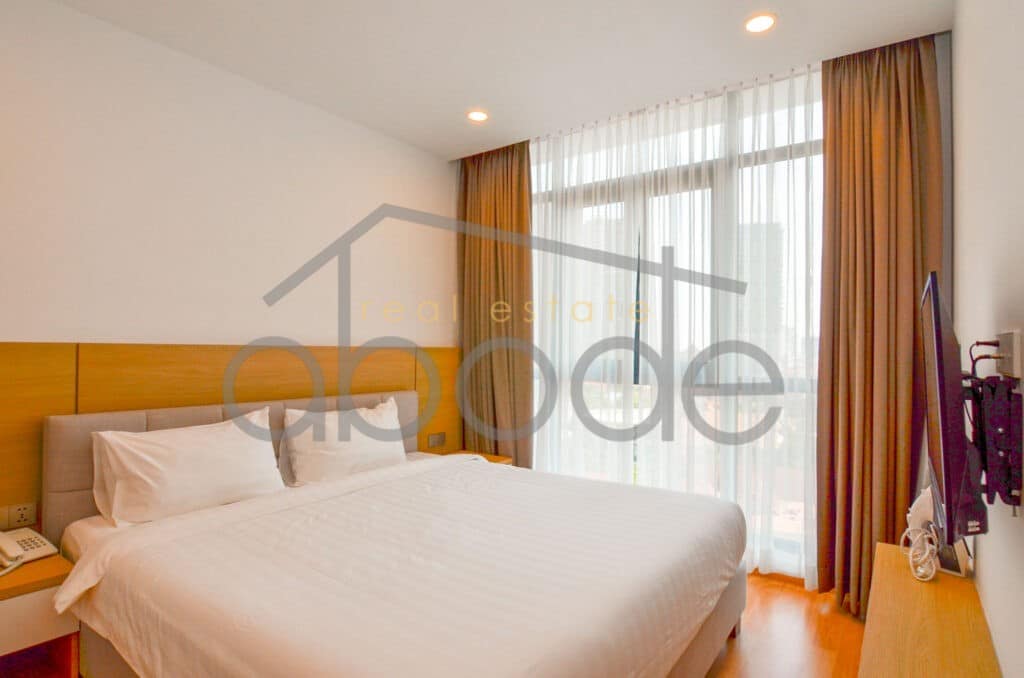 luxury 1 bedroom serviced apartment near embassies for rent Tonle Bassac