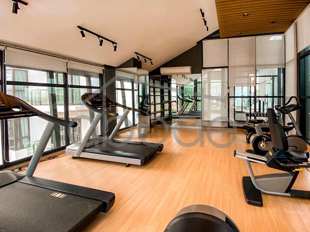 luxury 1 bedroom serviced apartment near embassies for rent Tonle Bassac