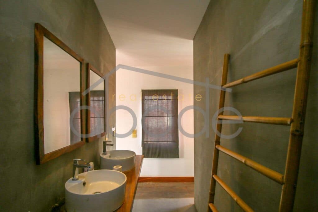 1 bedroom Riverside apartment for sale Daun Penh