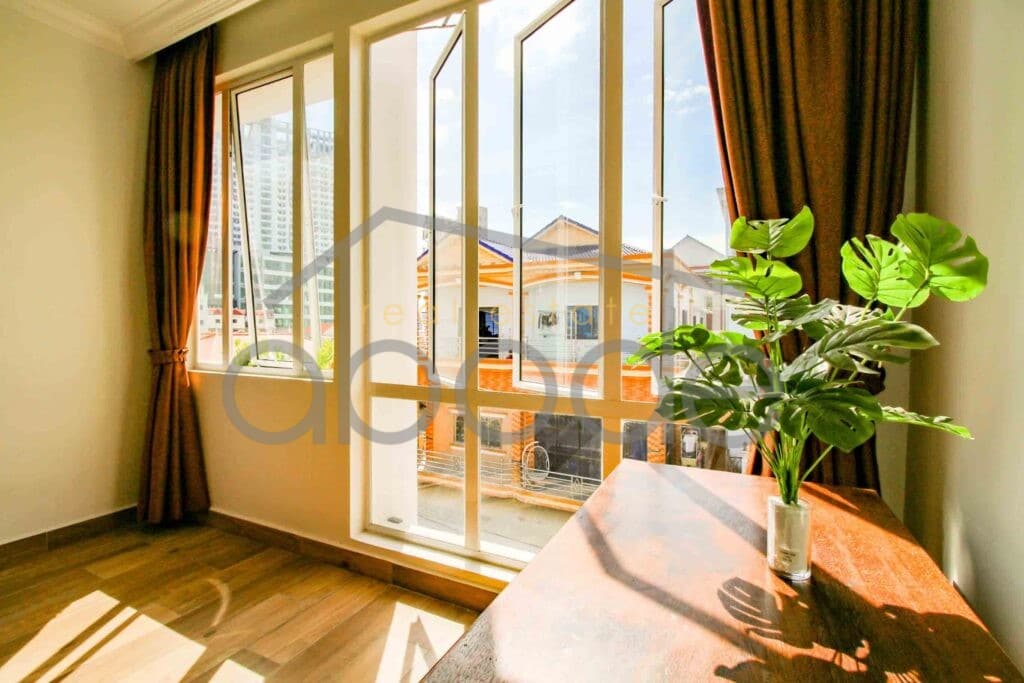1 bedroom apartment for rent Russian Hospital