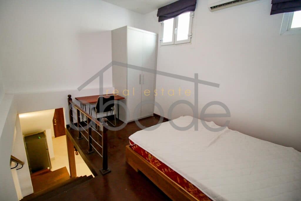 1 bedroom duplex apartment for rent Daun Penh