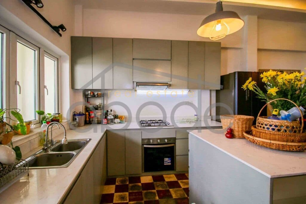 2 bedroom Riverside apartment for rent Daun Penh