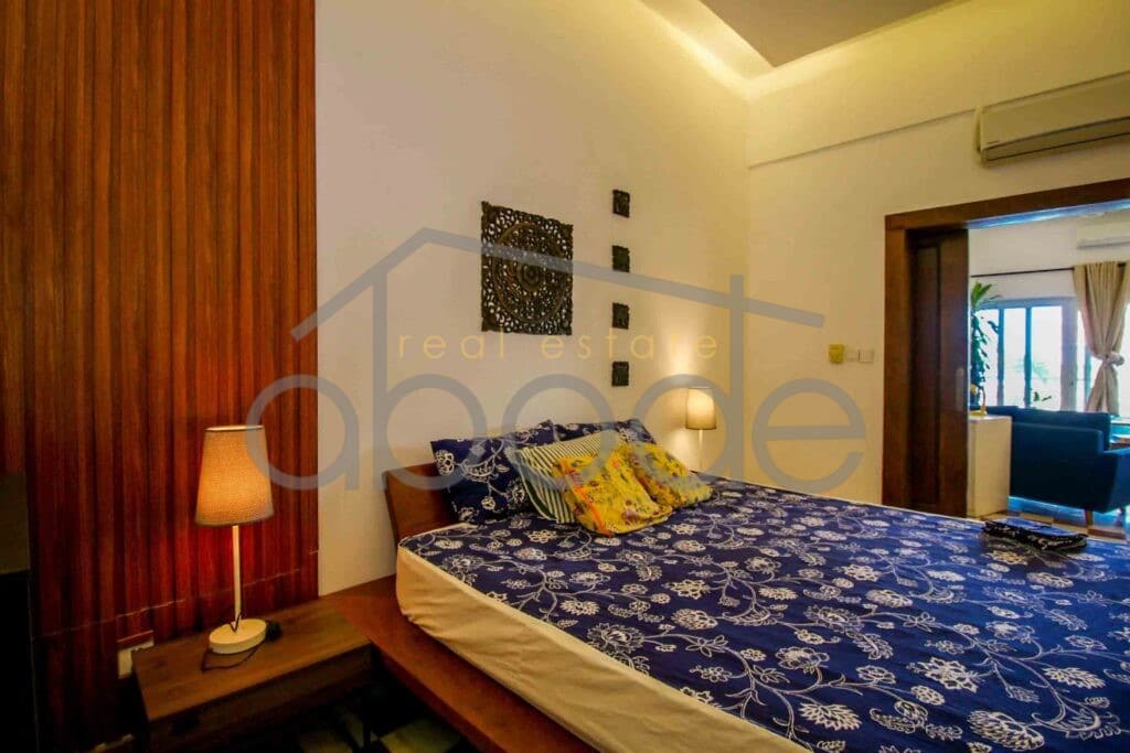 2 bedroom Riverside apartment for rent Daun Penh