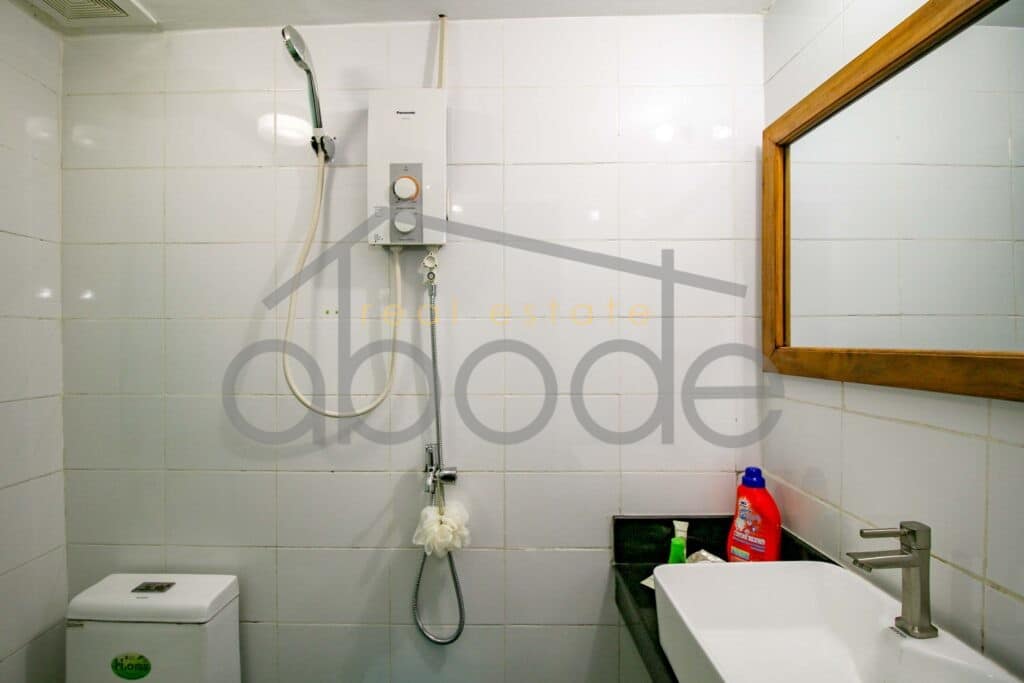 2 bedroom Riverside apartment for sale Daun Penh