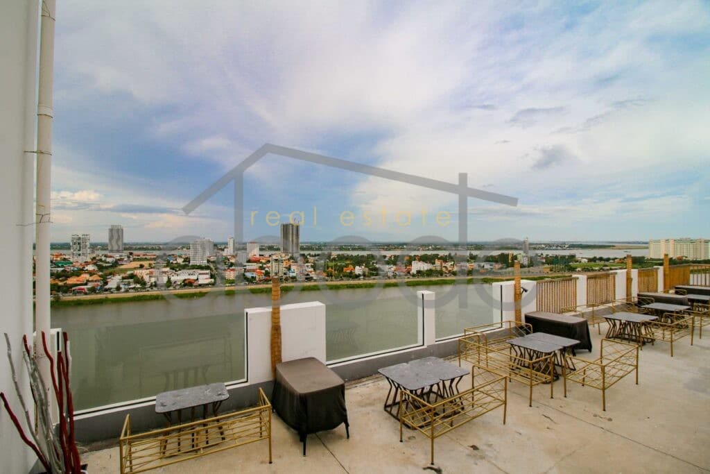 2 bedroom apartment for rent Riverside Daun Penh
