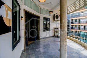 2 bedroom colonial apartment for rent Riverside Daun Penh