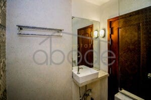 2 bedroom colonial apartment for rent Riverside Daun Penh