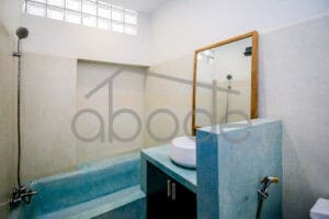 2 bedroom colonial apartment for rent Riverside Daun Penh