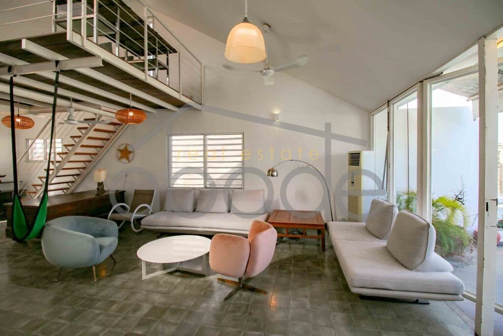 3 bedroom Riverside apartment for rent Daun Penh