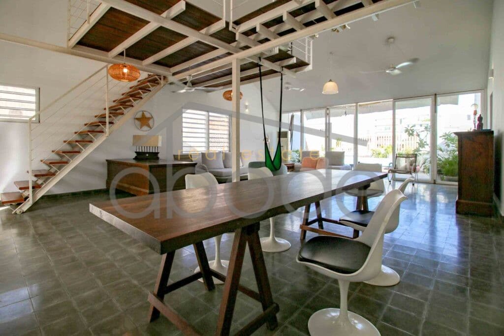 3 bedroom Riverside apartment for rent Daun Penh