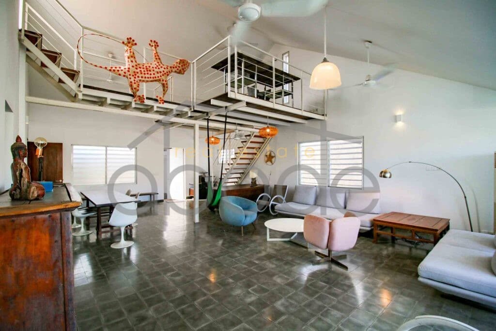 3 bedroom Riverside apartment for rent Daun Penh