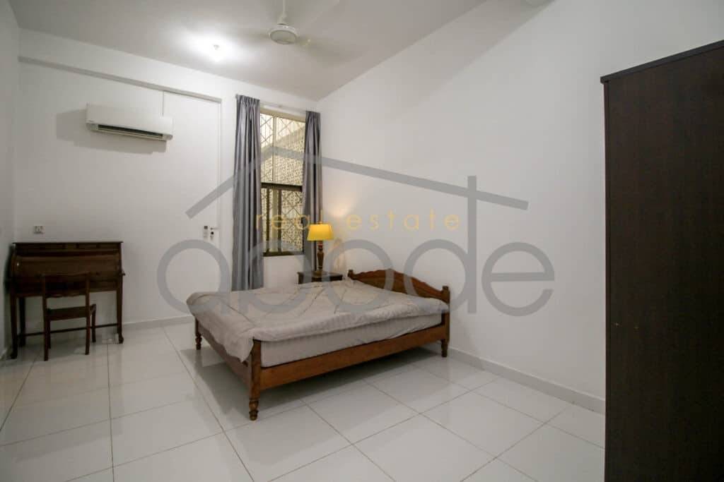3 bedroom apartment for rent Daun Penh Wat Phnom