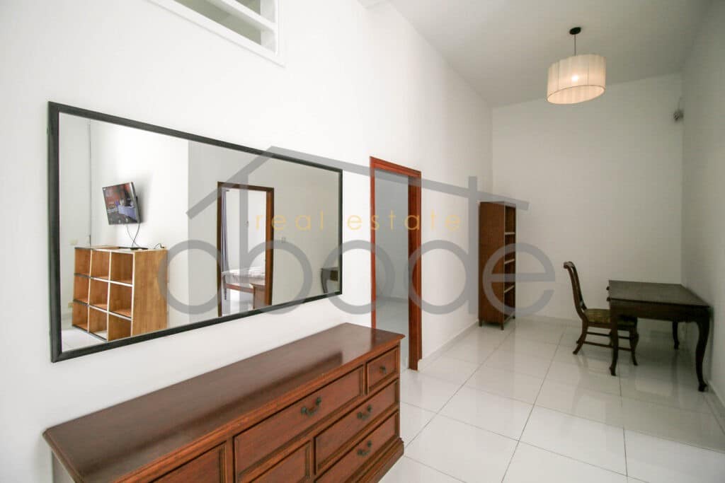 3 bedroom apartment for rent Daun Penh Wat Phnom