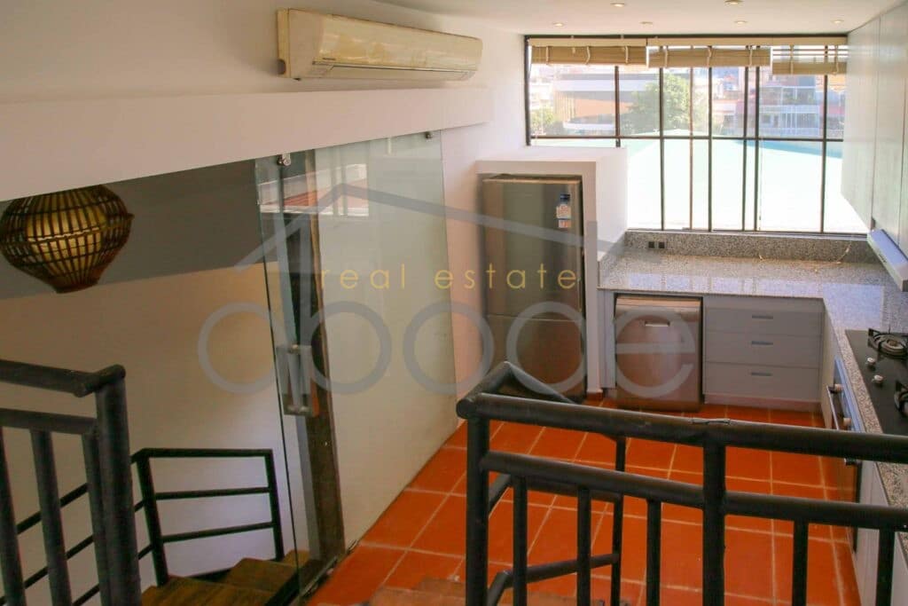 3 bedroom modern apartment for rent Daun Penh BKK 1