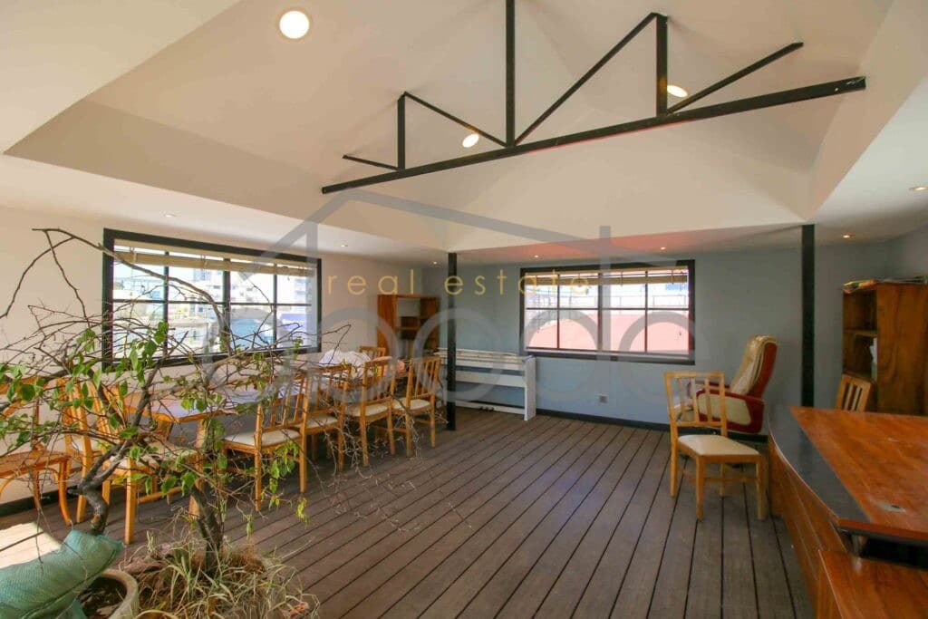 3 bedroom modern apartment for rent Daun Penh BKK 1