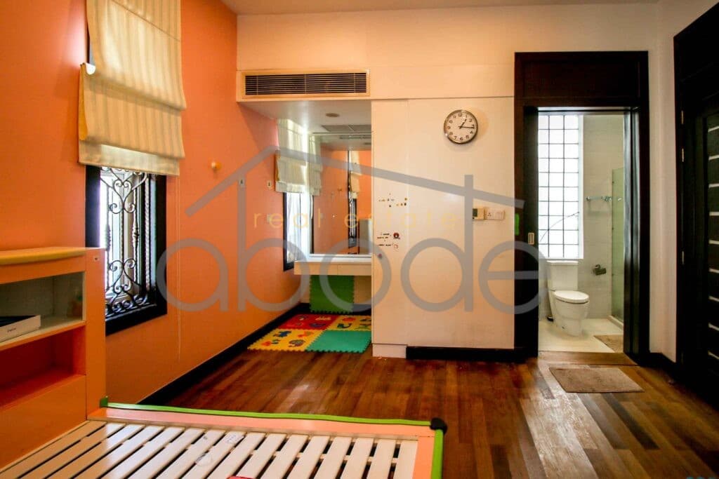 5 bedroom luxury villa for rent Daun Penh Phnom Penh