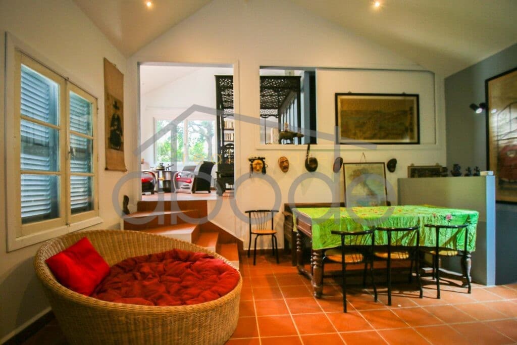 5-bedroom-villa-garden-swimming-pool-for-sale-chbar-ampov