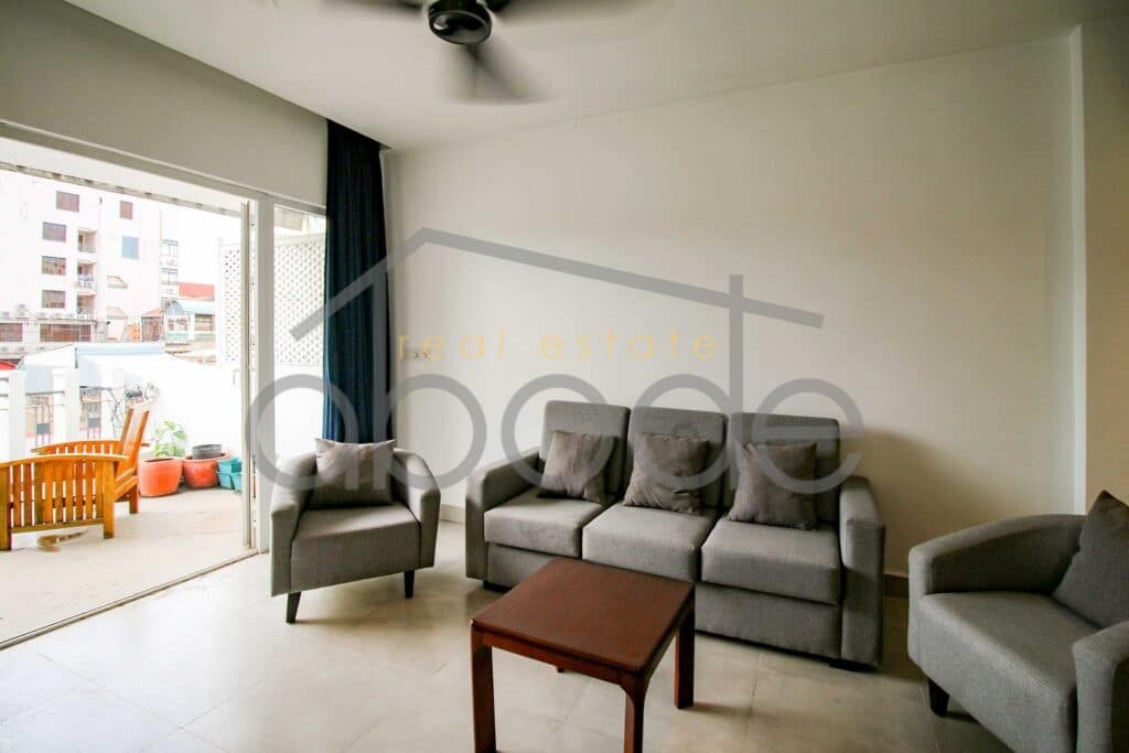 Large studio apartment for rent Daun Penh