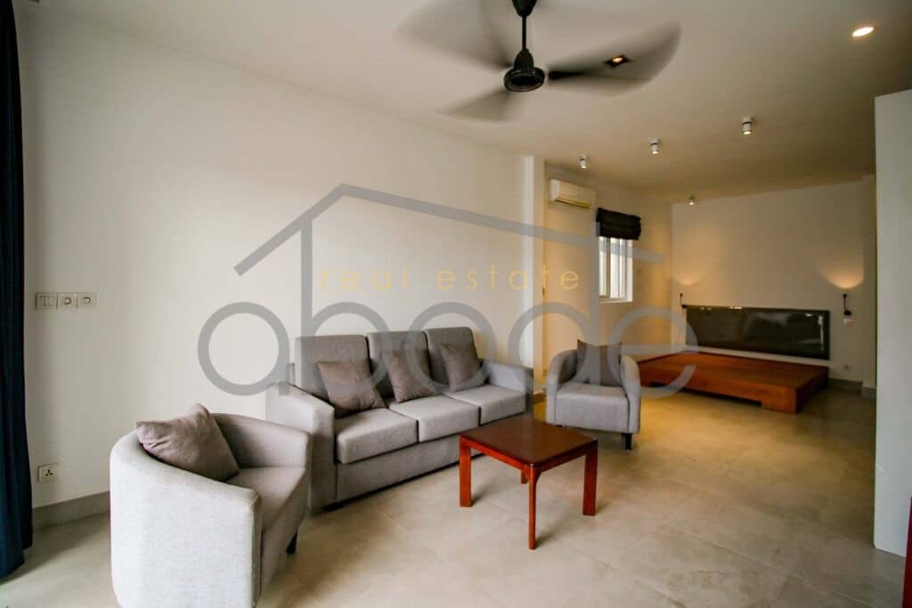Large studio apartment for rent Daun Penh