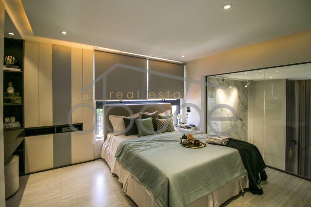 Luxury 1 bedroom duplex apartment for rent Russian Market BKK 1