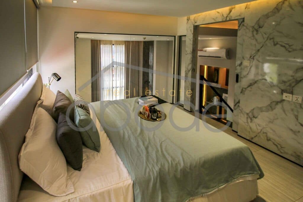 Luxury 1 bedroom duplex apartment for rent Russian Market BKK 1