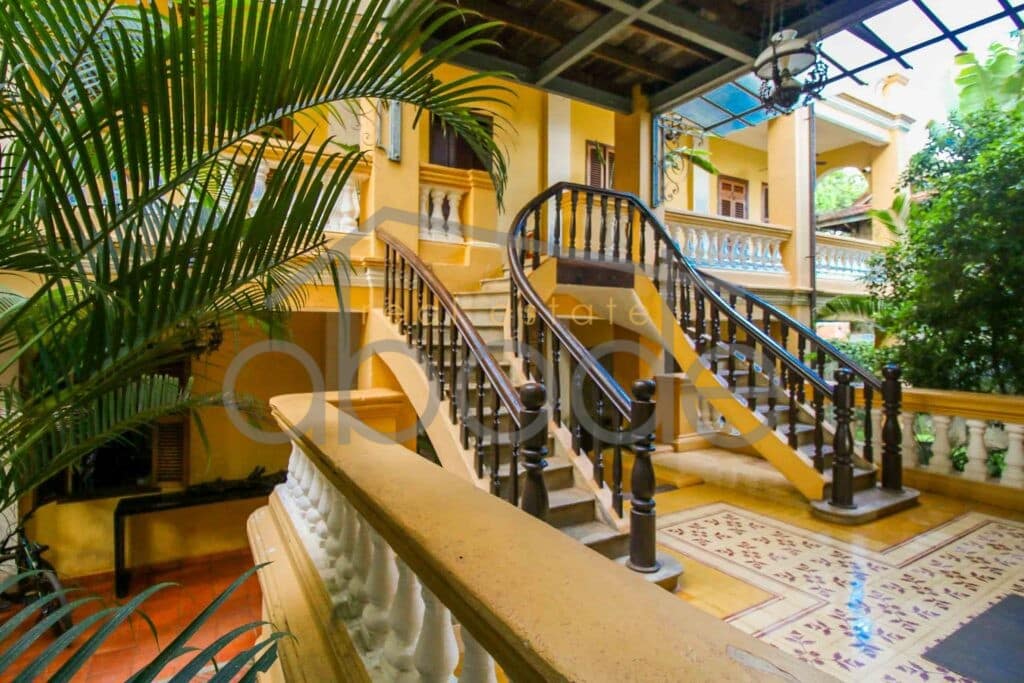 Luxury colonial hotel for sale Chhlong Kratie Province