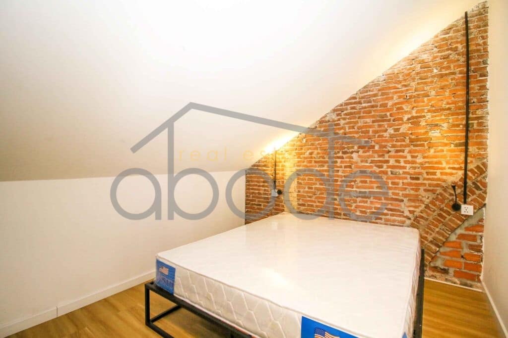 Renovated Modern Colonial style 4 bedroom apartment for rent Daun Penh