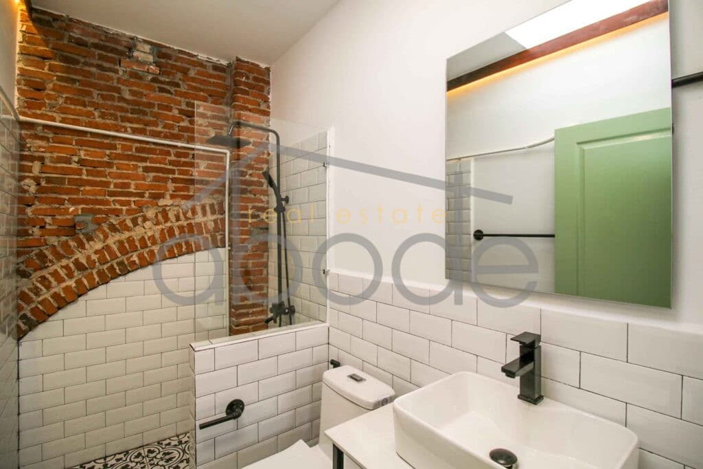 Renovated Modern Colonial style 4 bedroom apartment for rent Daun Penh