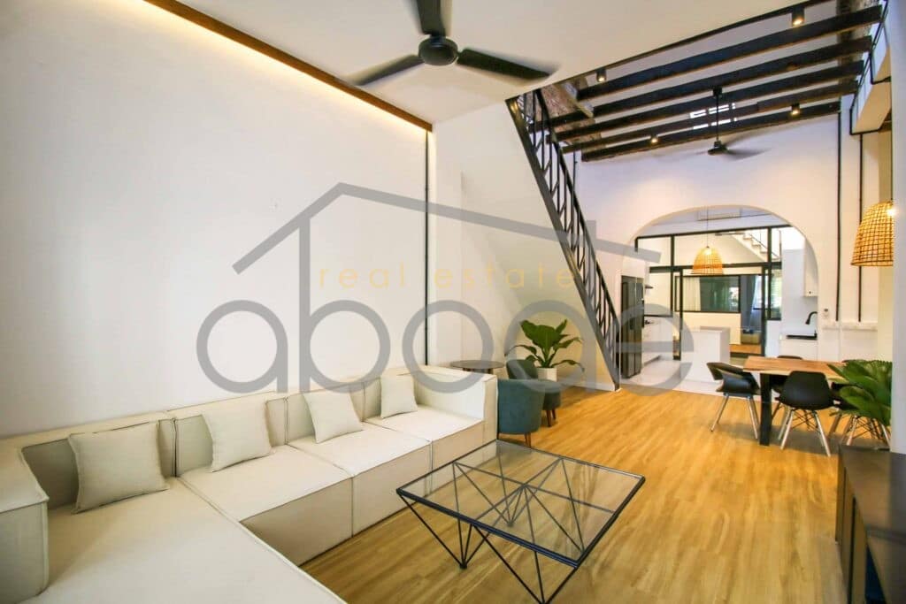 Renovated Modern Colonial style 4 bedroom apartment for rent Daun Penh