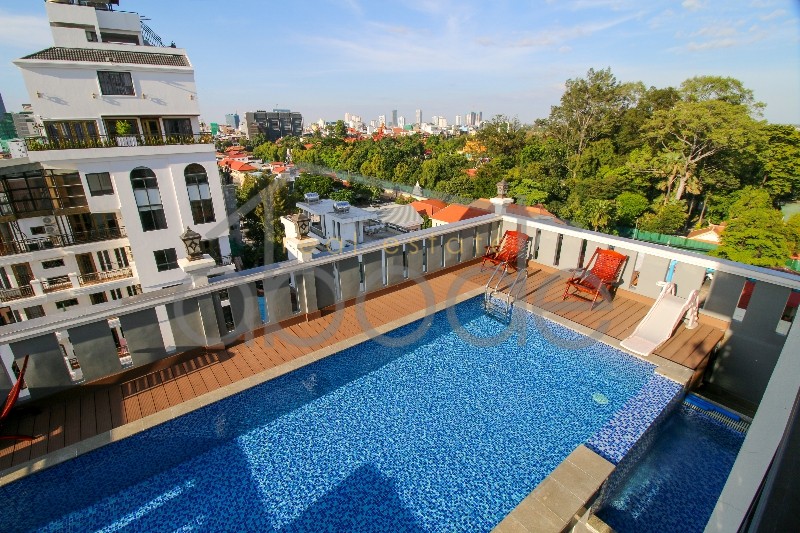 Royal Palace 1 bedroom apartment with swimming pool for rent Daun Penh