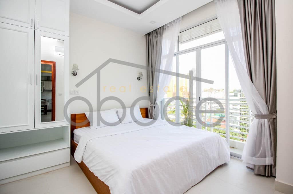 1 bedroom apartment for rent Bassac Lane BKK 1