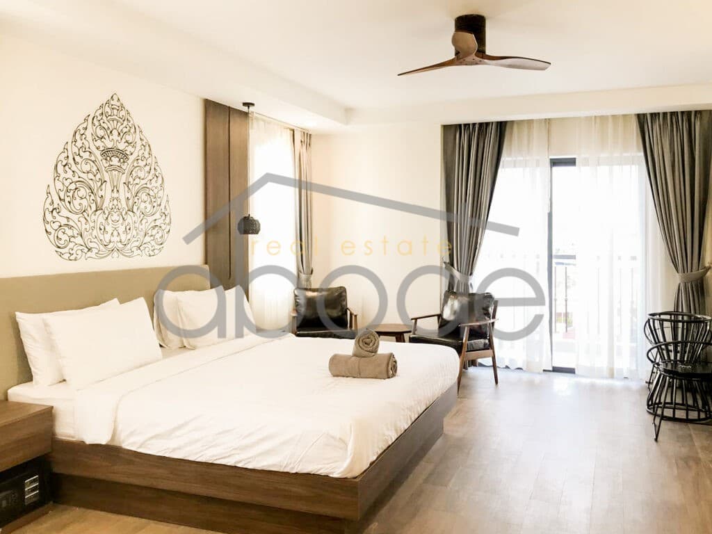 1 bedroom apartment royal palace for rent