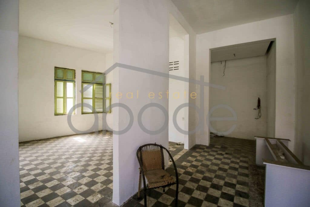 1st floor colonial space for rent Wat Phnom Daun Penh
