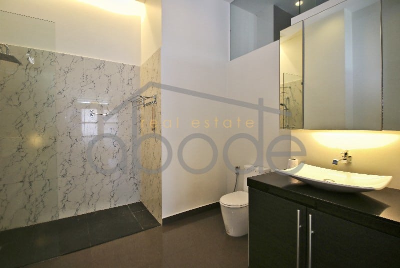 2-bedroom Bassac Lane designer apartment for rent AEON Mall